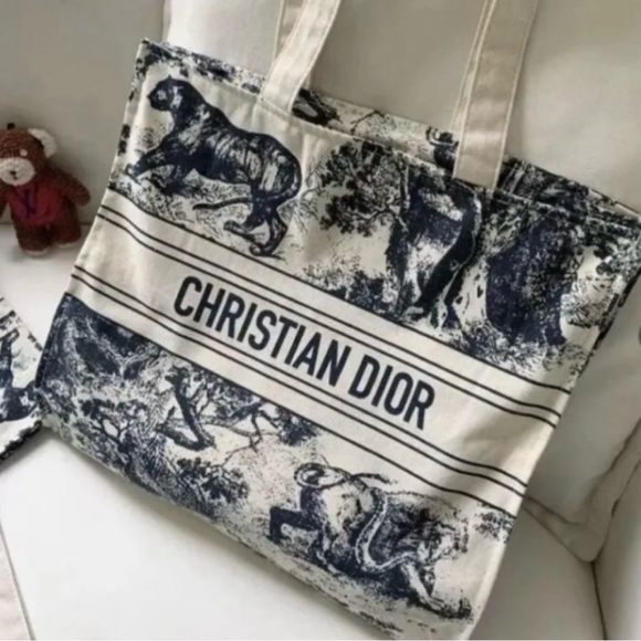 Christian Dior NIP Diorivera Large Tote in original package - Picture 5 of 6